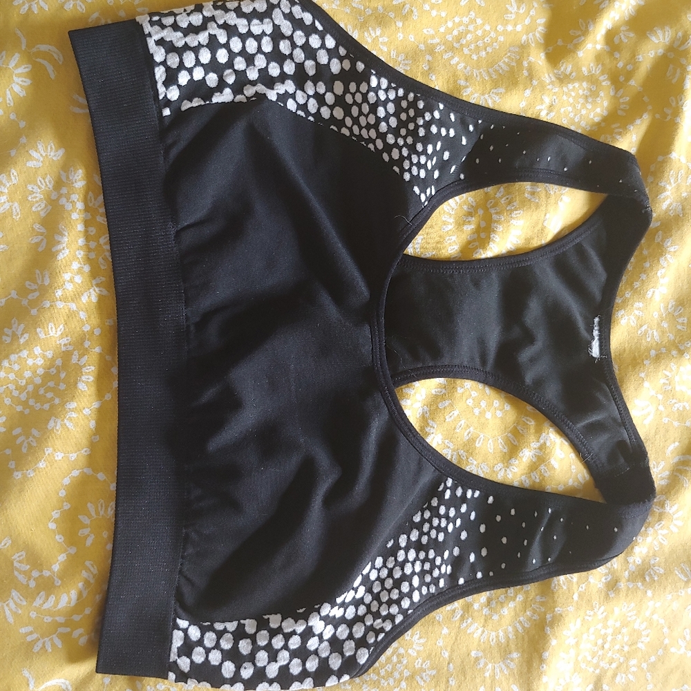 Fabletics Seamless Printed Sports Bra